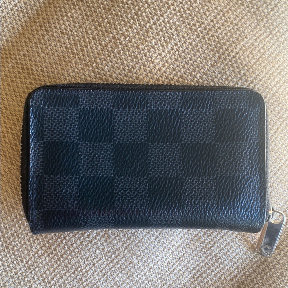 LOUIS VUITTON Black Damier Zip Wallet